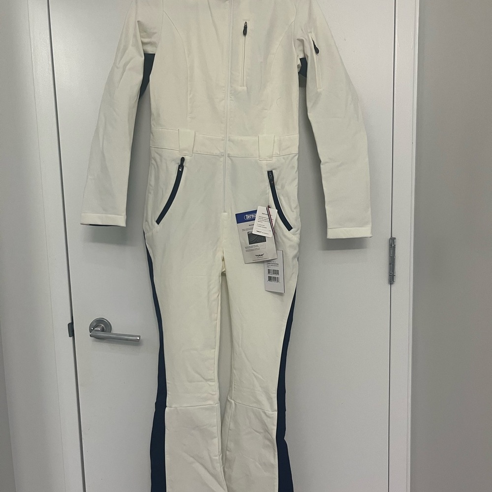 Perfect Moment White & Navy Ski Suit Size Small